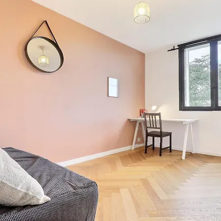 Le Curie - With Unobstructed View And Balcony - 5th Apartment Lyon
