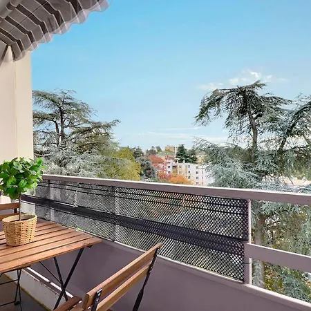 Le Curie - With Unobstructed View And Balcony - 5th Apartment Lyon